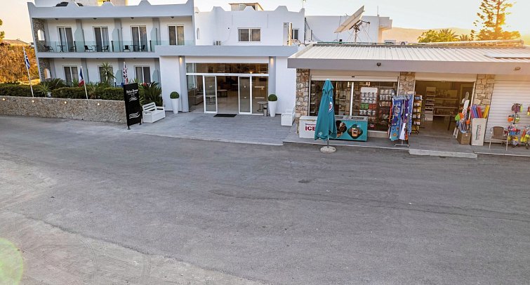 Pefkos Breeze Family Resort & Spa