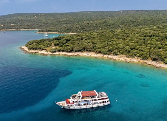 Kreuzfahrt Highlights Kvarner Bucht - Schiffsbeispiel Motoryacht