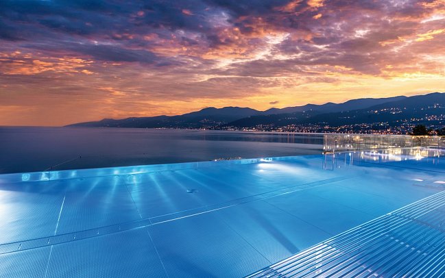 Hilton Rijeka Costabella Beach Resort & Spa