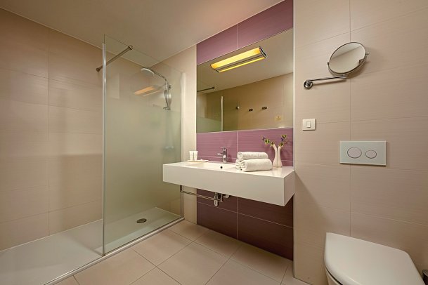 Vitality Hotel Punta - Beispiel Bad Suite Meerblick (Zimmercodierung WBM)