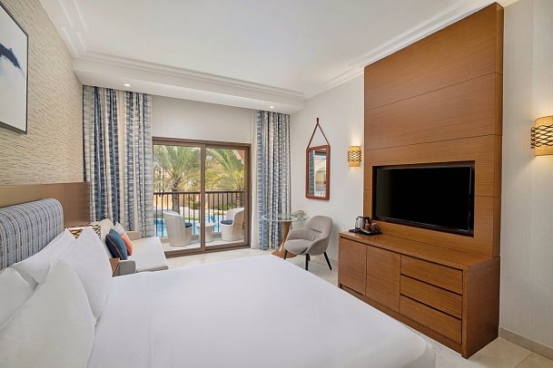 DoubleTree by Hilton Resort & Spa Marjan Island - Wohnbeispiel Guest Room With Pool View (Zimmercodierung D1P)
