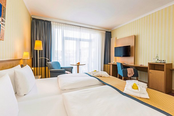 Strand-Hotel Hübner - Wohnbeispiel Doppelzimmer Standard (Zimmercodierungen DG1 & EC1)