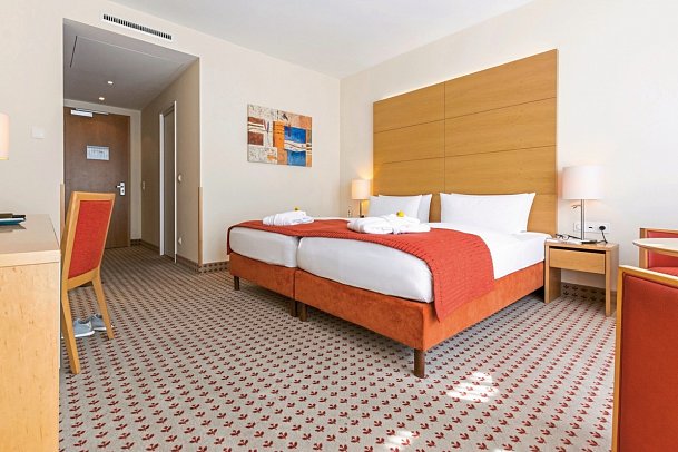 Park-Hotel Hübner - Wohnbeispiel Doppelzimmer Standard (Zimmercodierungen DG1, D1N & EC1)