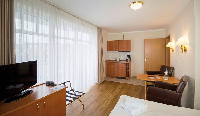 R&R Villen Baabe - Wohnbeispiel Studio Balkon (Zimmercodierung SB2)