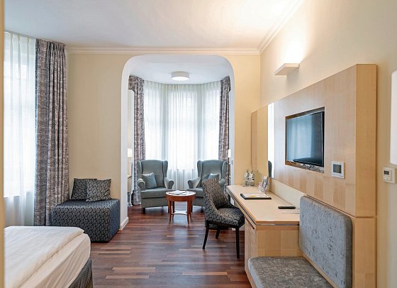 Ringhotel Strandblick - Wohnbeispiel Doppelzimmer Meerseite (Zimmercodierungen DBC & DC1)