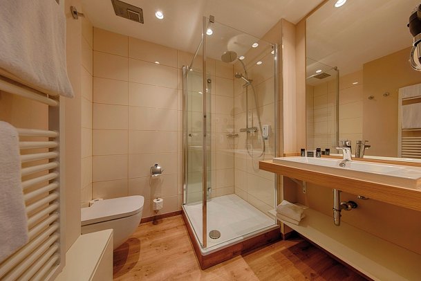 Aquamaris Strandresidenz Rügen - Wohnbeispiel Appartement 45 qm (Zimmercodierungen OB2 & OB3)