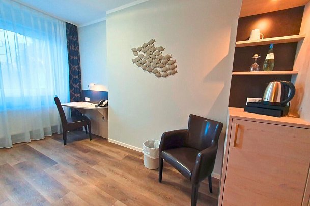 R&R Strandhotel Baabe - Wohnbeispiel Einzelzimmer ohne Balkon (Zimmercodierung EB1)