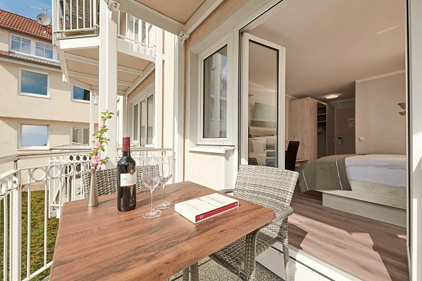 R&R Strandhotel Baabe - Wohnbeispiel Doppelzimmer Balkon (Zimmercodierung DB1)