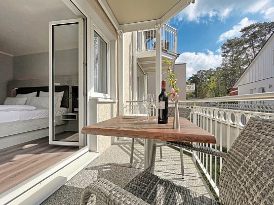 R&R Strandhotel Baabe - Wohnbeispiel Doppelzimmer Balkon (Zimmercodierung DB1)