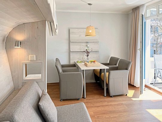 R&R Hotel Strandallee - Wohnbeispiel Familienzimmer (Zimmercodierung FB1)