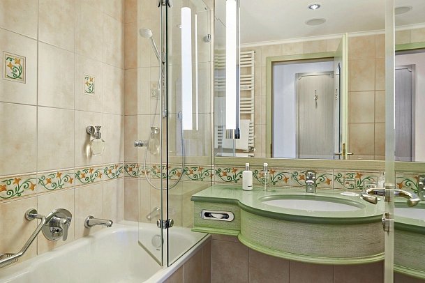 aja Nordperd & Villen Göhren - Beispiel Bad Einzelzimmer (Zimmercodierung EB1)