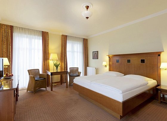 Vju Hotel Göhren - Wohnbeispiel Doppelzimmer Standard Dependance (Zimmercodierung DG1)