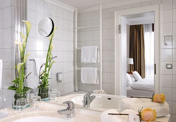 Cliff Hotel Rügen - Beispiel Bad Doppelzimmer Bestpreis (Zimmercodierung DP1)