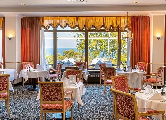 Cliff Hotel Rügen