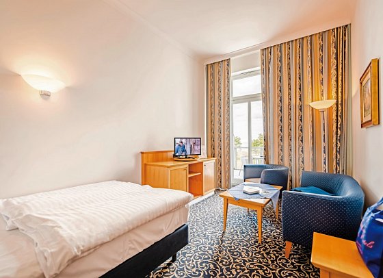 Asgard´s Hotels (Asgard & Midgard & Meereswarte) - Wohnbeispiel Appartement 1 Schlafzimmer Seeseite (Zimmercodierung AB2)