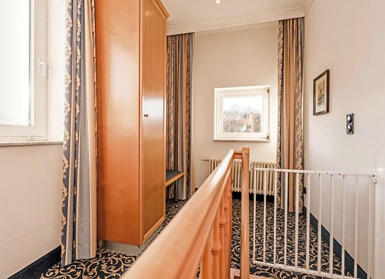 Asgard´s Hotels (Asgard & Midgard & Meereswarte) - Wohnbeispiel Appartement 1 Schlafzimmer Waldseite mit Balkon (Zimmercodierung AB3)