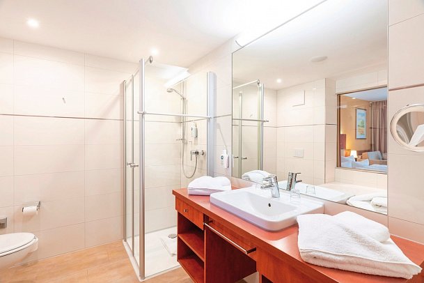 SEETELHOTEL Nautic Usedom Hotel & Spa - Wohnbeispiel Juniorsuite (Zimmercodierung JB1)