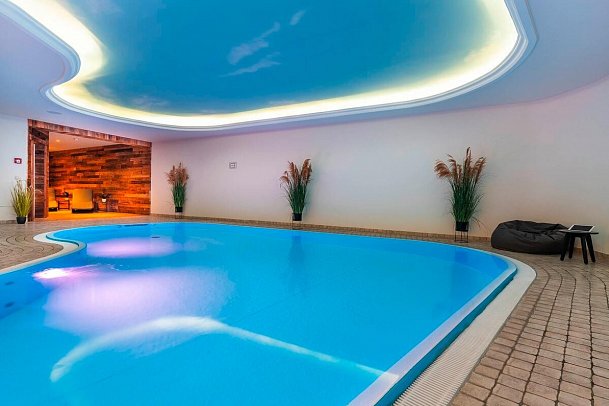 SEETELHOTEL Ostseehotel Ahlbeck mit Villa Strandschloss - Innenpool