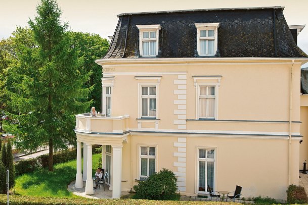 SEETELHOTEL Ostseehotel Ahlbeck mit Villa Strandschloss - Aussenansicht