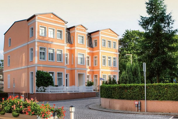 SEETELHOTEL Ostseehotel Ahlbeck mit Villa Strandschloss - Aussenansicht