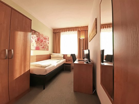 John Brinckman - Wohnbeispiel Einzelzimmer Standard Plus (Zimmercodierung EG2)