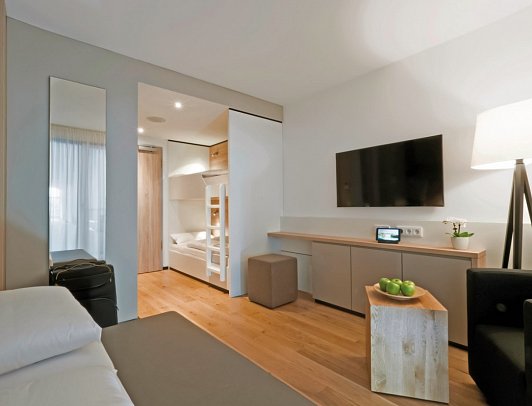 WONNEMAR Resort-Hotel Wismar - Wohnbeispiel Familienzimmer (Zimmercodierung FB1)