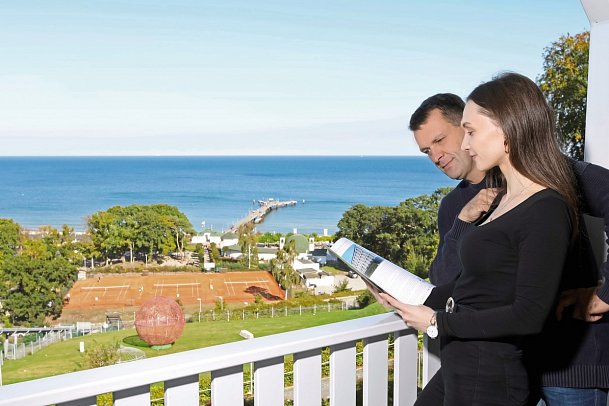 Waldhotel SPA Rügen - Beispiel Balkon Doppelzimmer Meerseite (Zimmercodierung DBC)
