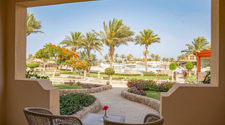 Blend Elphistone Resort
