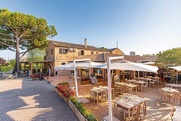 La Risacca Family Collection