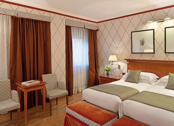 Starhotels Metropole - Wohnbeispiel Doppelzimmer Deluxe (Zimmercodierung DD1)
