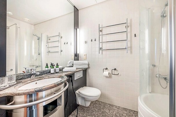 Santa's Hotel Santa Claus - Wohnbeispiel Doppelzimmer Standard (Bad) (Zimmercodierung DB1)