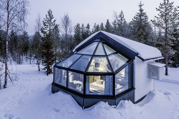 Santa's Igloos Arctic Circle