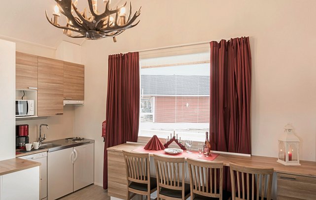 Santa Claus Holiday Village - Wohnbeispiel Superior Cottage B (Zimmercodierung SS1)