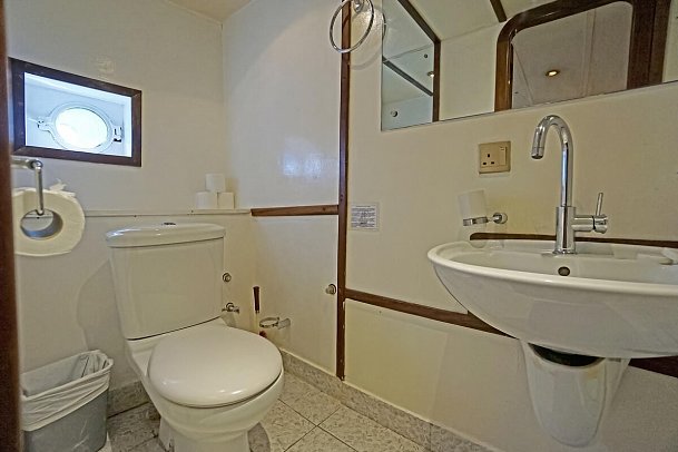 Segeltörn durchs Paradies - S.Y. Sea Star/S.Y. Sea Bird - SY Sea Star, Badezimmerbeispiel