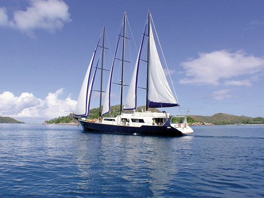 Segeltörn durchs Paradies - S.Y. Sea Star/S.Y. Sea Bird