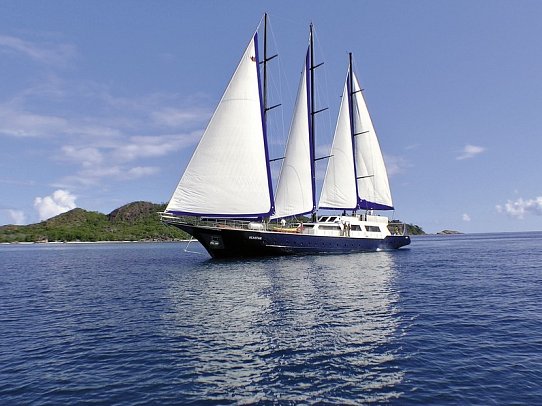 Segeltörn durchs Paradies - S.Y. Sea Star/S.Y. Sea Bird