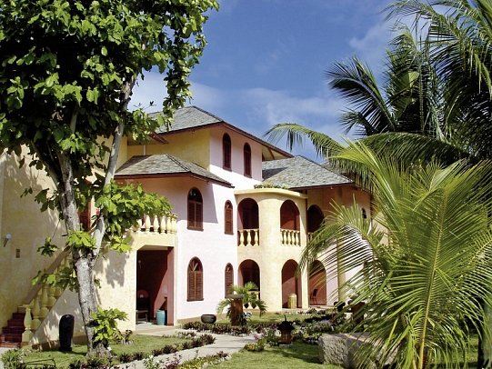 Castello Beach Hotel