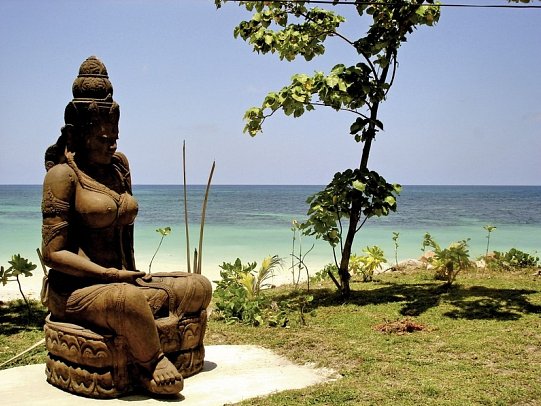 Castello Beach Hotel