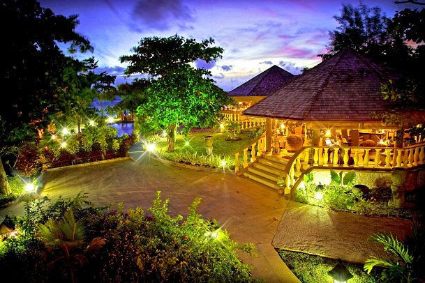 Castello Beach Hotel