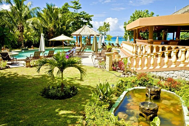 Castello Beach Hotel