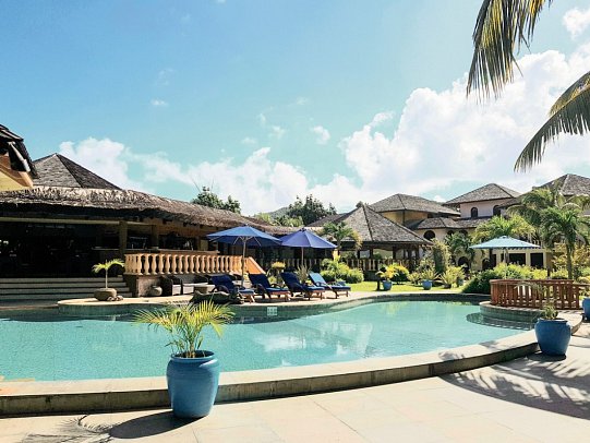 Castello Beach Hotel