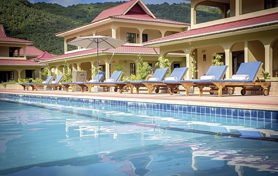 The Oasis Hotel Restaurant & Spa