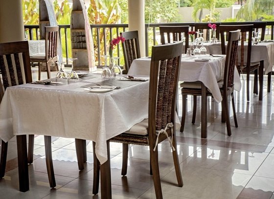 The Oasis Hotel Restaurant & Spa - Restaurant