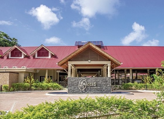 The Oasis Hotel Restaurant & Spa
