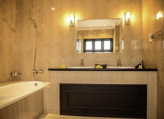 The Oasis Hotel Restaurant & Spa - Beispiel Bad (Zimmercodierungen UG1, US1 & UD1)