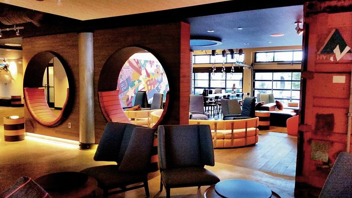 Hotel Zephyr