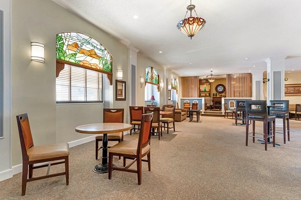Best Western Plus Grosvenor Airport Hotel
