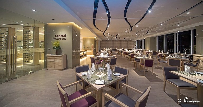 Liberty Central Saigon Riverside