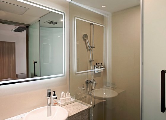 Holiday Inn Express Putuo - Bad Standard (Zimmercodierung UG1)