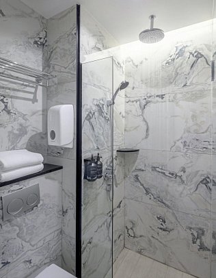Hotel Mi Rochor - Badbeispiel Superior